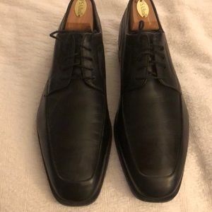 Cole Haan mens shoes with Nike Air cushion